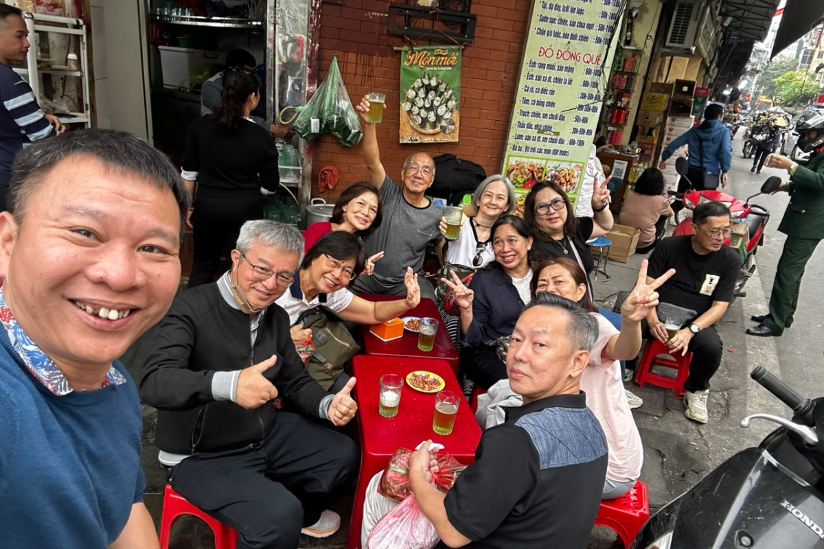 hanoi guide street food tour